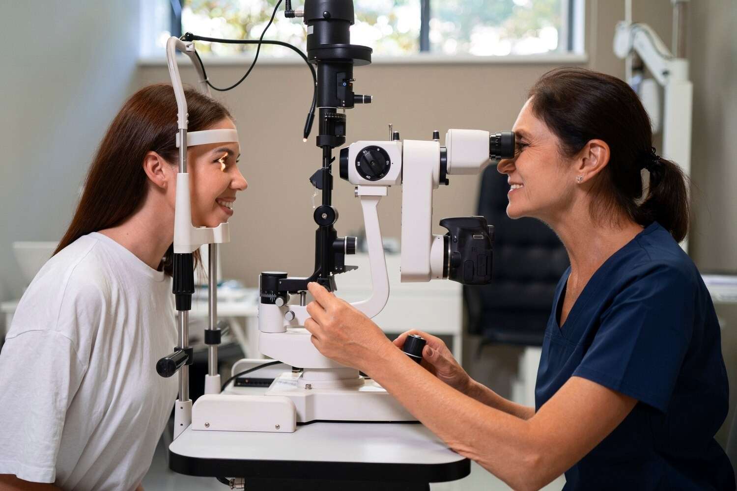 Best Eye Surgeon in Ghaziabad